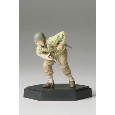 1/35 SCALE FINISHED MODEL - U.S. ASSAULT INFANTRY NONCOMMISSIONED OFFICER B - TAMIYA